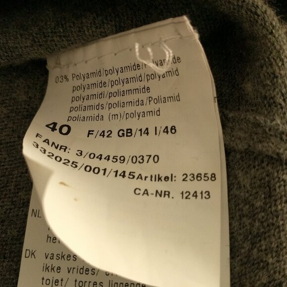 Beautiful and Unique BASLER Grey Crewneck Sweater - Picture 10 of 10
